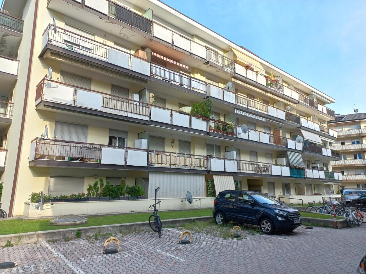 Atelier Leopardi In Meran Apartment Bagian luar foto