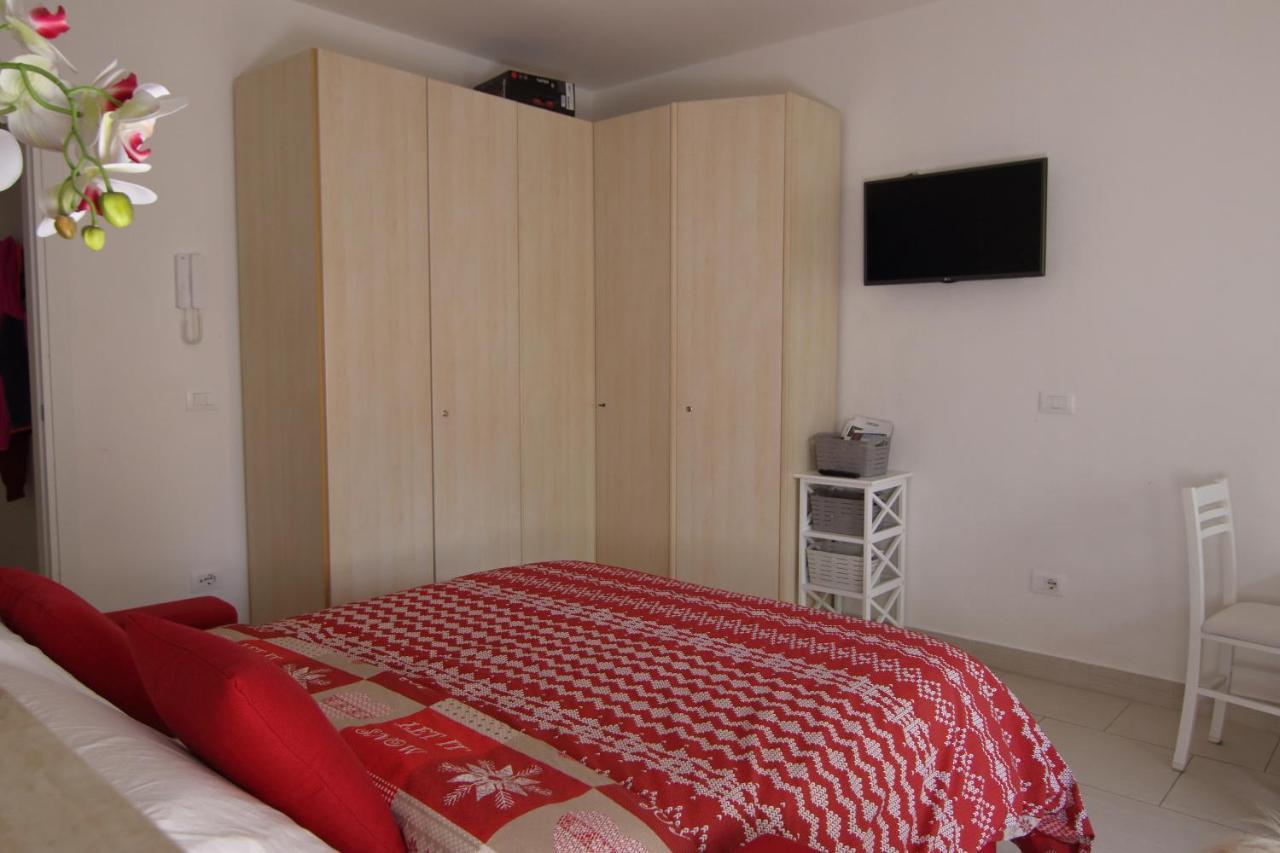 Atelier Leopardi In Meran Apartment Bagian luar foto
