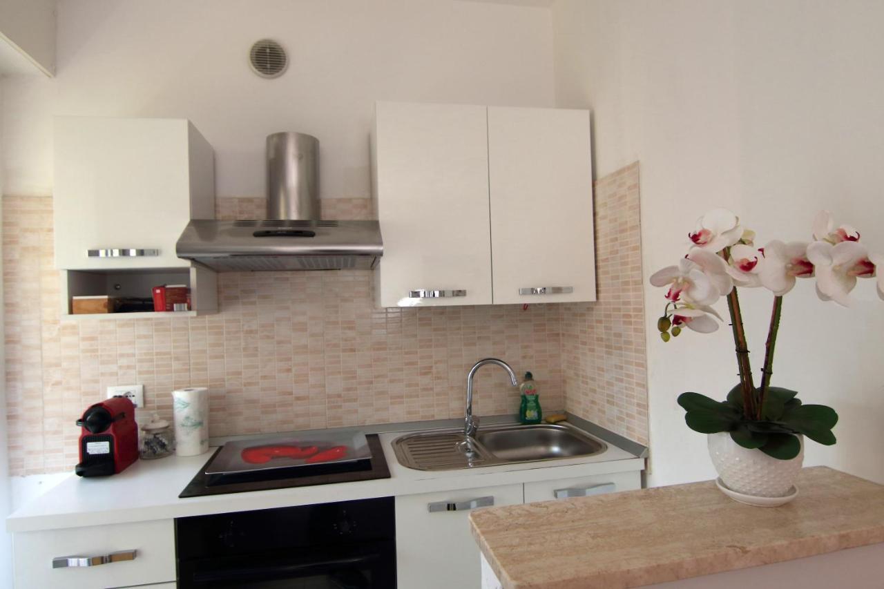 Atelier Leopardi In Meran Apartment Bagian luar foto