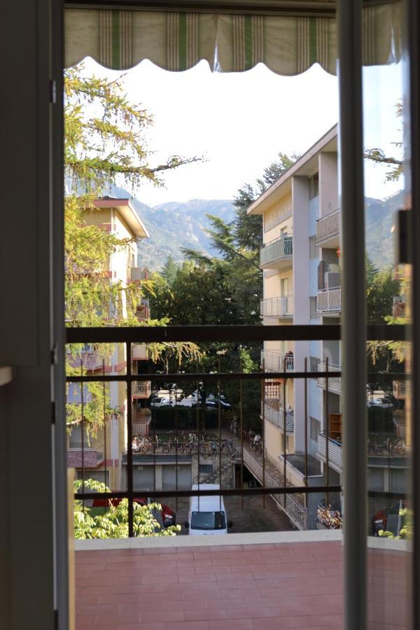 Atelier Leopardi In Meran Apartment Bagian luar foto